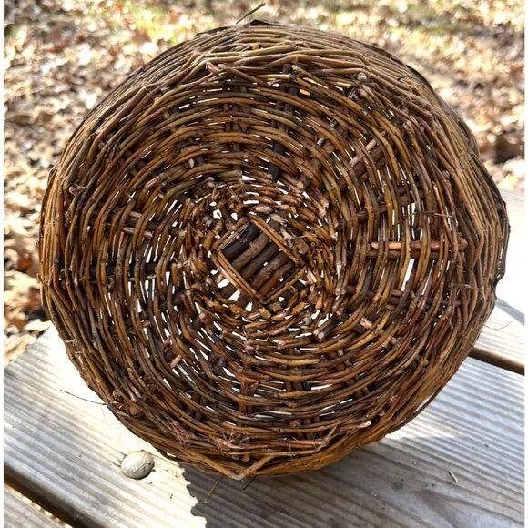 Handmade Willow Wicker Basket Vintage - Picture 7 of 12